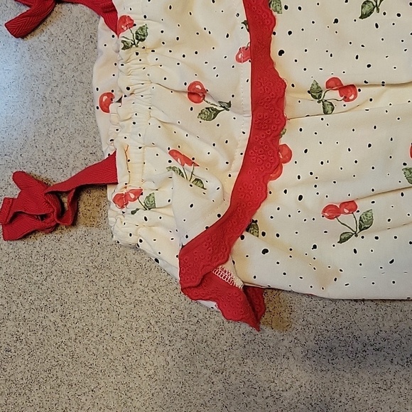 Romper With Cherry Accents By Jessica Simpson Size 6-9 Months - Picture 3 of 7